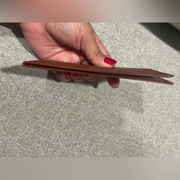 LOUIS VUITTON EPI BI-FOLD LEATHER ID/CARD CASE HOLDER - Picture 8 of 10